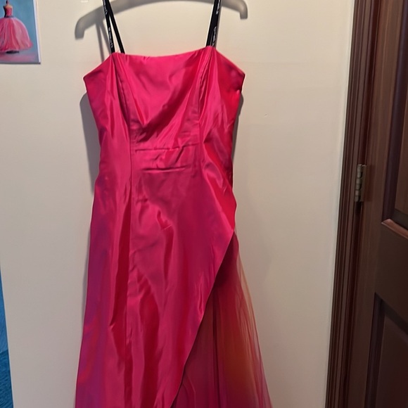 Morgan&Co by Linda Bernell  Tafetta& Tulle  PINK/FUSCIA Formal gown  Size 7/8 Jr - Picture 1 of 12